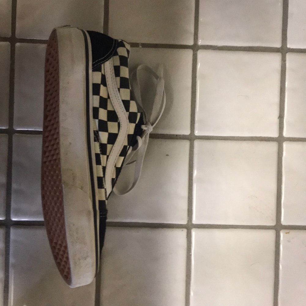 Vans - Picture 2 of 3